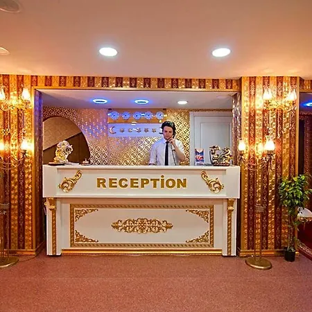 Vali Hotel